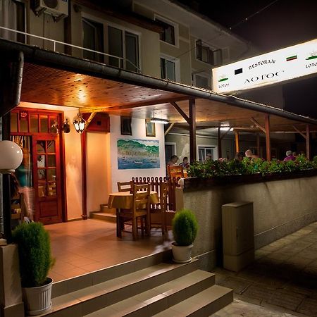 Guest Rooms Grudovi Obzor Exterior photo