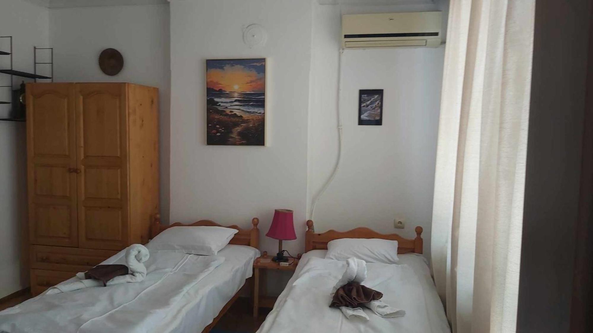 Guest Rooms Grudovi Obzor Exterior photo