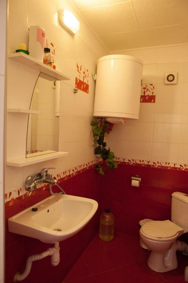 Guest Rooms Grudovi Obzor Exterior photo